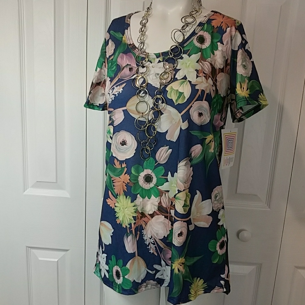 NWT! Lularoe Floral Blue Classic T-Shirt